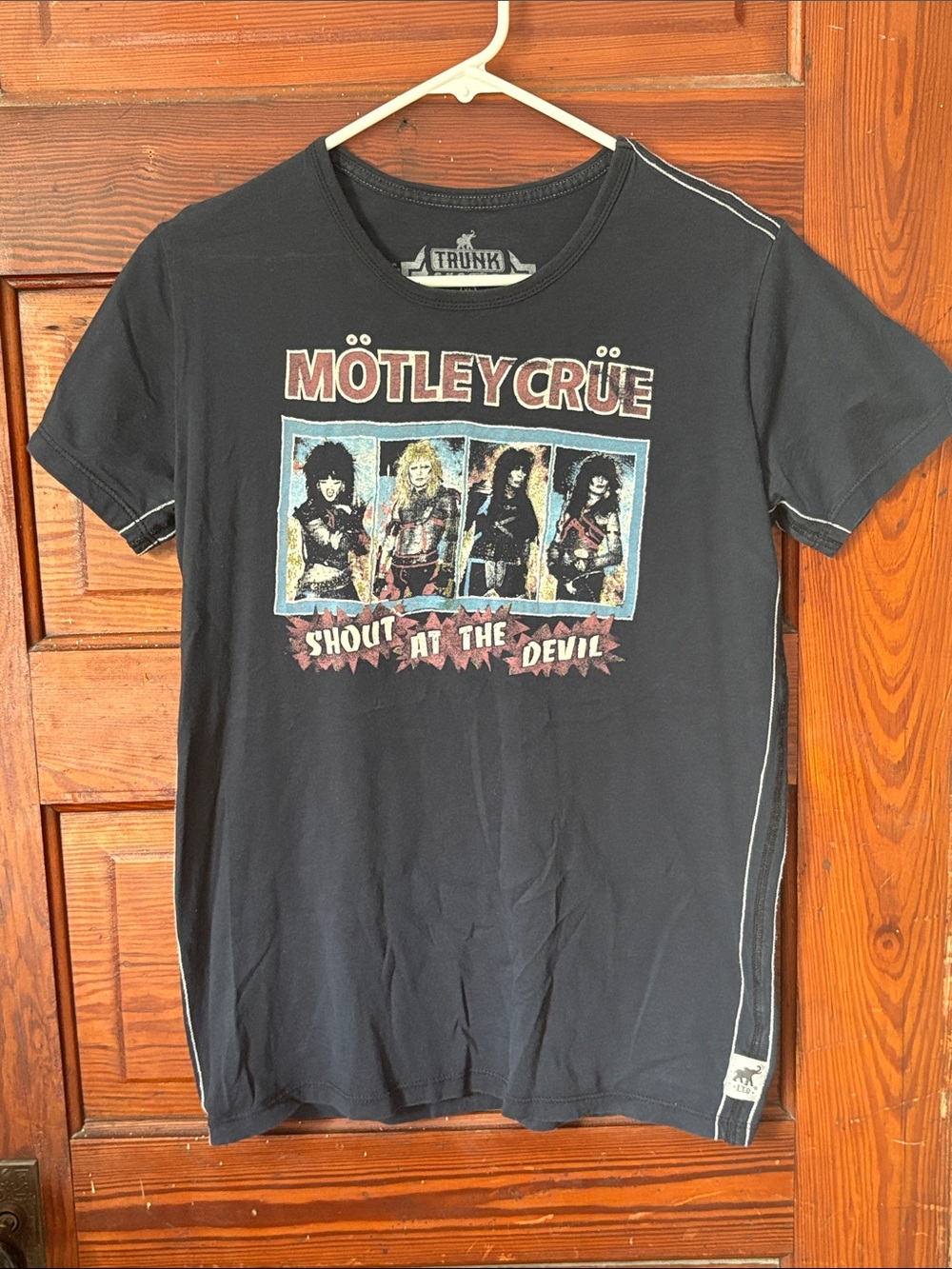 Trunk Ltd Encore Motley Crue Shirt Size XL